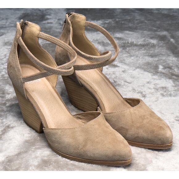 Eileen Fisher Tilda Nude Tan Suede Strappy Stacked Block Heels Womens Size 7 - Picture 1 of 16